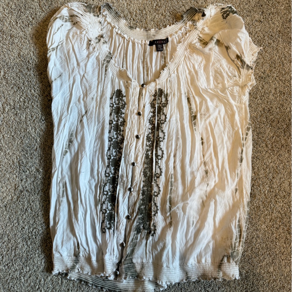 White and Black Smocked Blouse XL